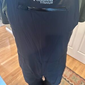 Columbia Titanium Men’s Black bib